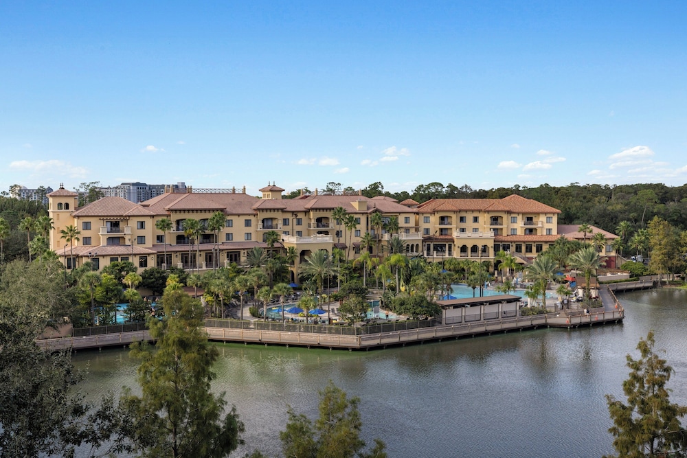 Club Wyndham Bonnet Creek — Hotel building in Walt Disney World Resort, Florida