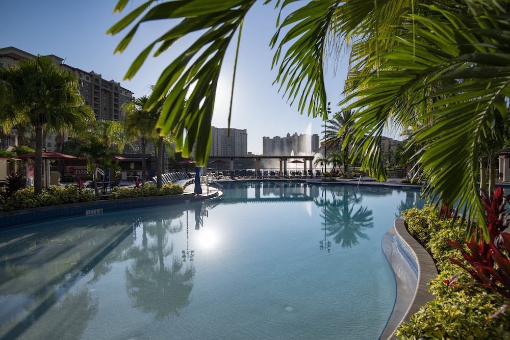 Club Wyndham Bonnet Creek — Swimming pool in Walt Disney World Resort, Florida
