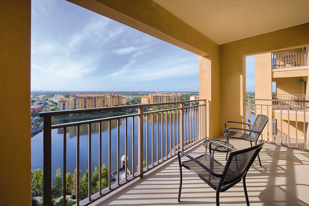 Club Wyndham Bonnet Creek — Hotel rooms in Walt Disney World Resort, Florida