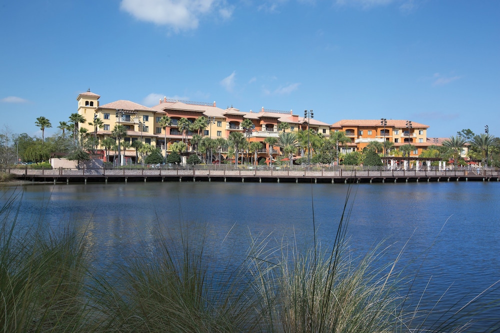 Club Wyndham Bonnet Creek — Hotel building in Walt Disney World Resort, Florida
