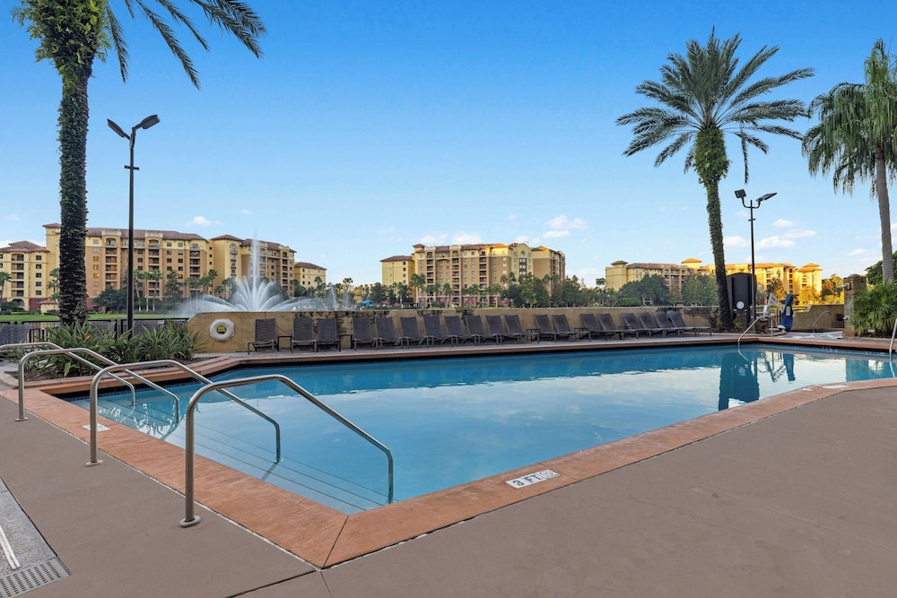 Club Wyndham Bonnet Creek — Swimming pool in Walt Disney World Resort, Florida