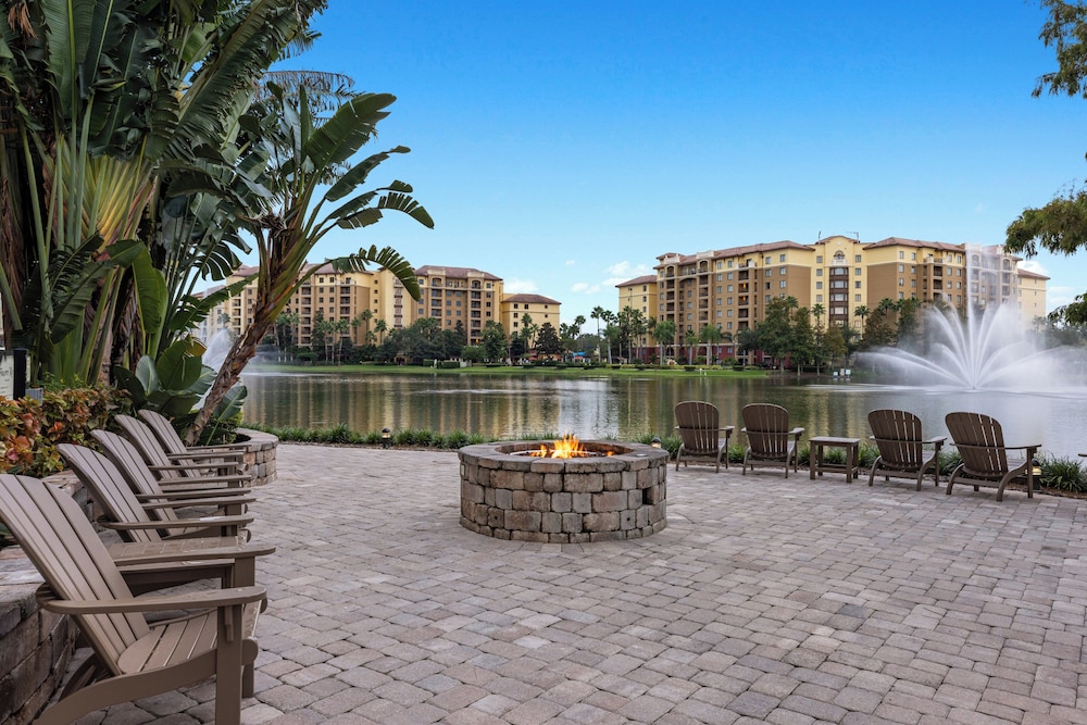 Club Wyndham Bonnet Creek — Hotel building in Walt Disney World Resort, Florida