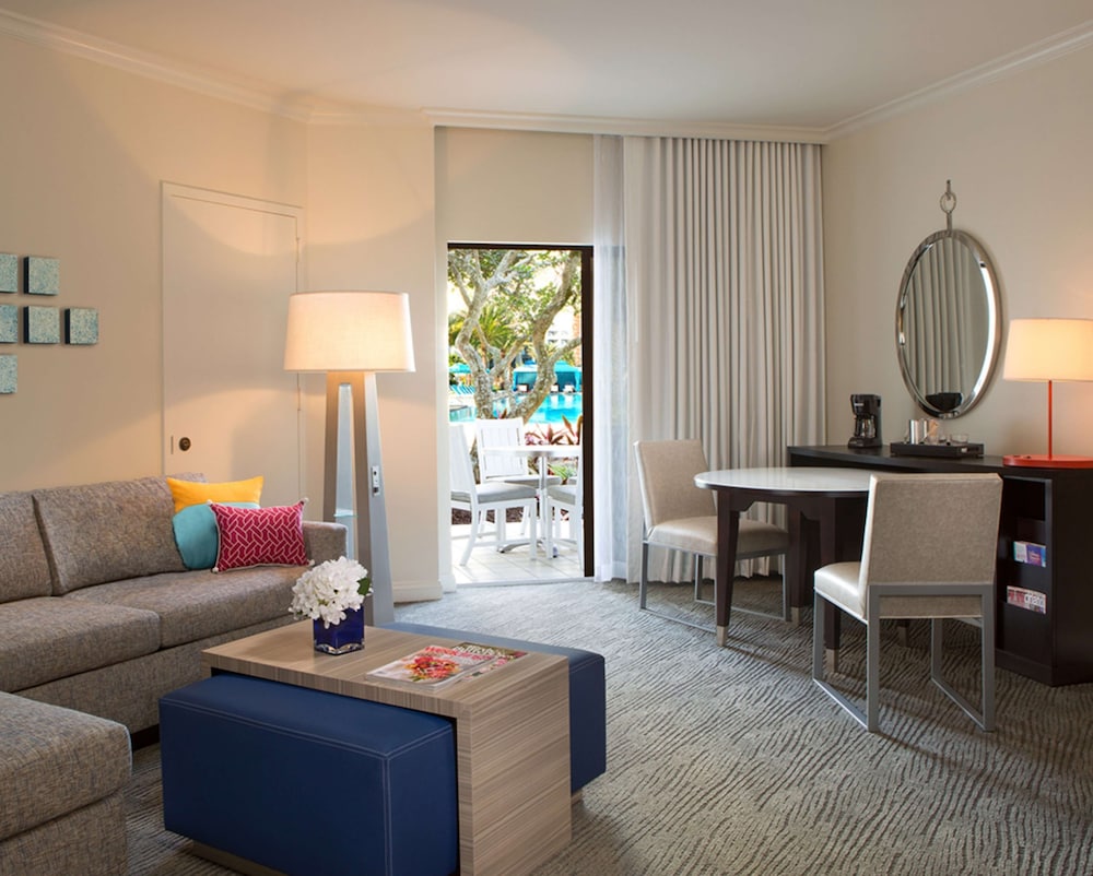Hilton Orlando Buena Vista Palace - Disney Springs® Area — Hotel rooms in Lake Buena Vista, Florida