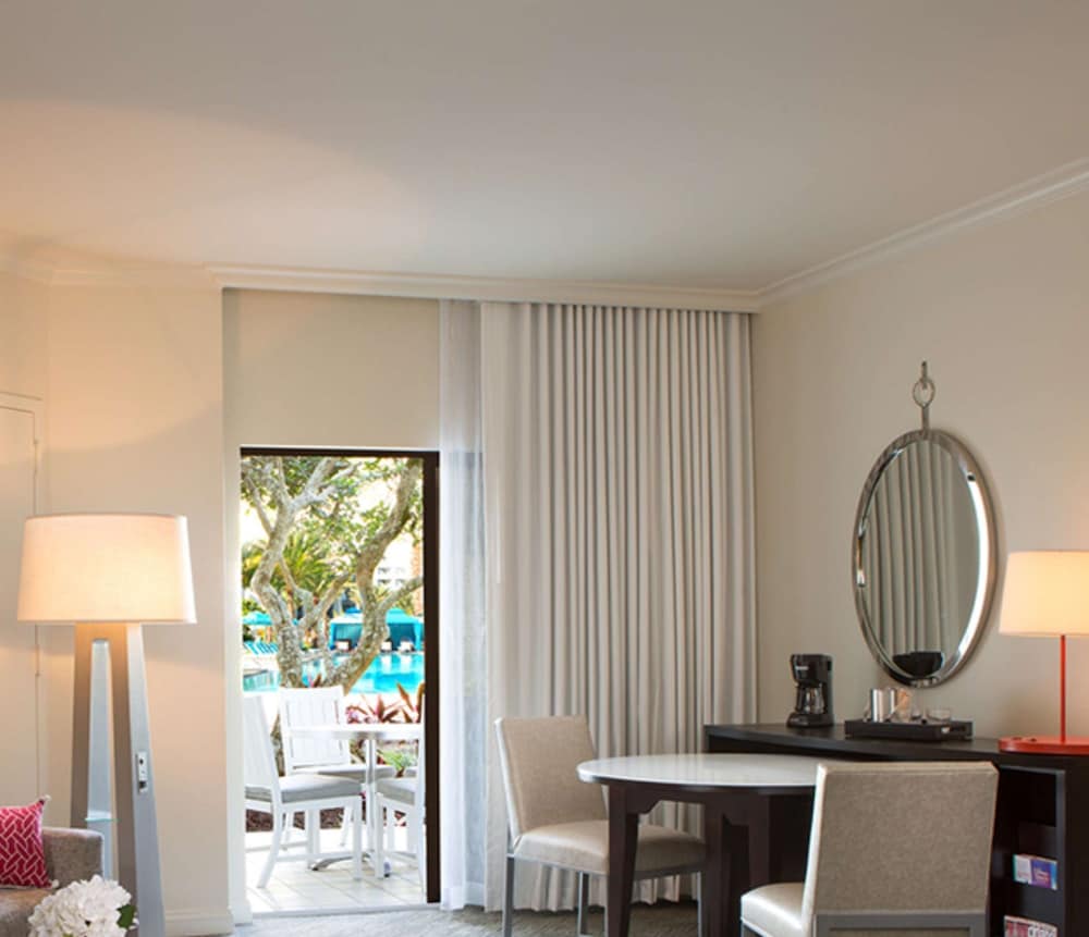 Hilton Orlando Buena Vista Palace - Disney Springs® Area — Hotel rooms in Lake Buena Vista, Florida
