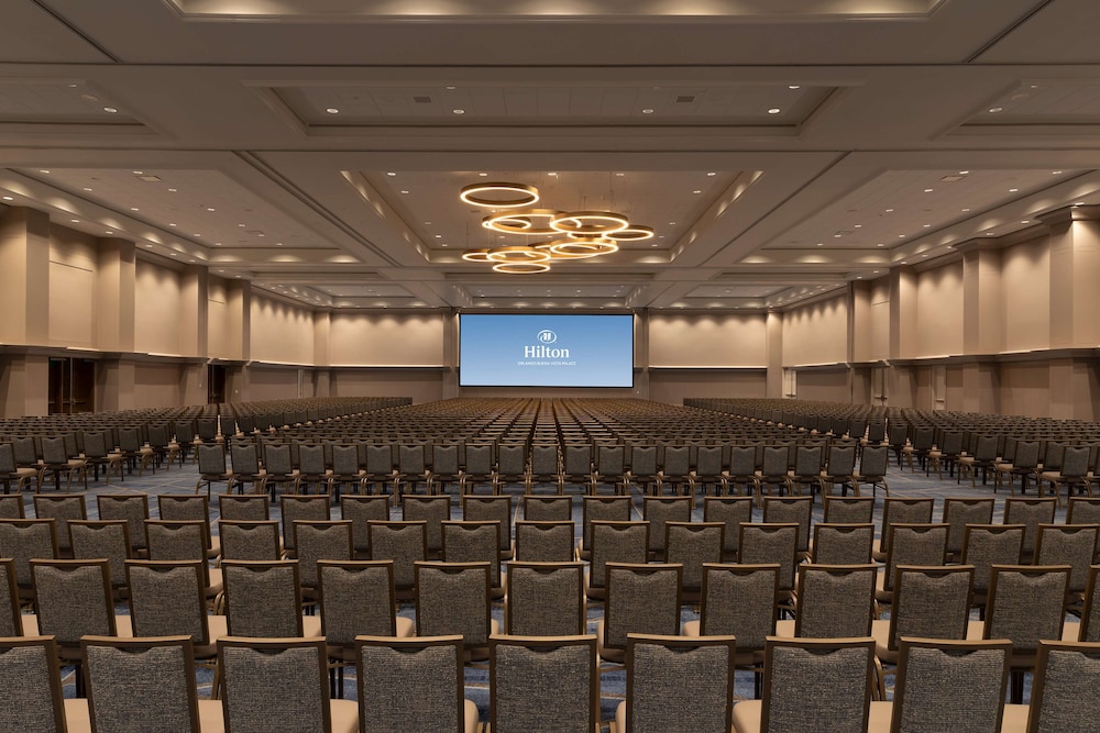 Hilton Orlando Buena Vista Palace - Disney Springs® Area — Hotel building in Lake Buena Vista, Florida