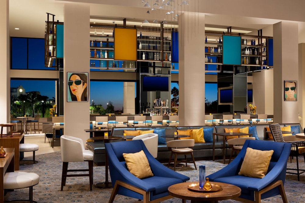 Hilton Orlando Buena Vista Palace - Disney Springs® Area — Restaurant & bars in Lake Buena Vista, Florida