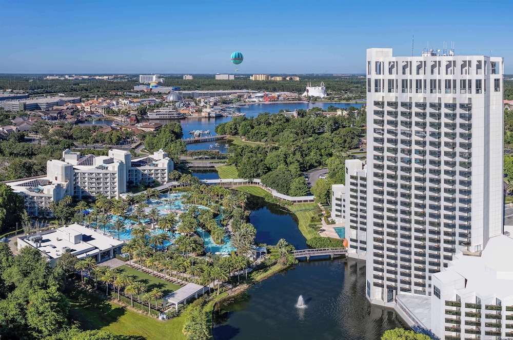 Hilton Orlando Buena Vista Palace - Disney Springs® Area — Hotel building in Lake Buena Vista, Florida