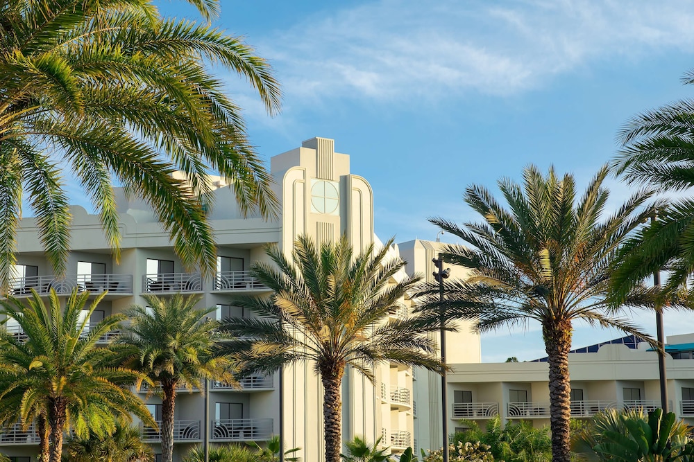 Hilton Orlando Buena Vista Palace - Disney Springs® Area — Hotel building in Lake Buena Vista, Florida