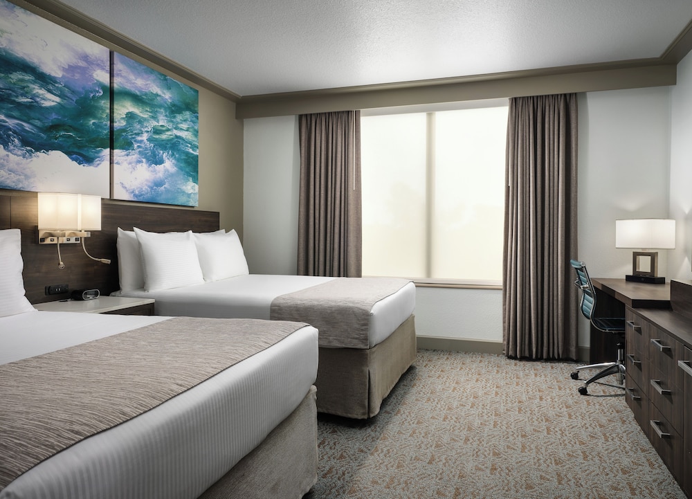 Buena Vista Suites Orlando — Hotel rooms in Orlando, Florida