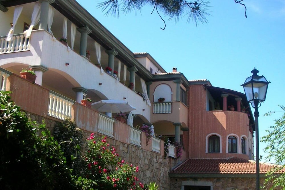 Hotel Su Lithu - zdjęcie 3