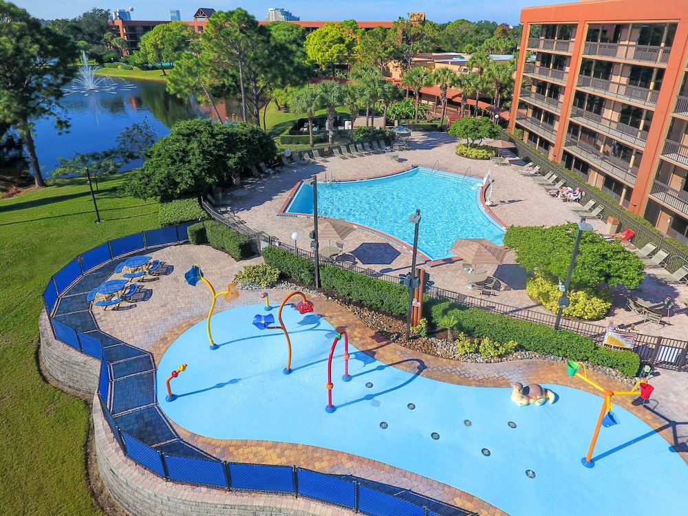 Rosen Inn Lake Buena Vista — Swimming pool in Orlando, Florida