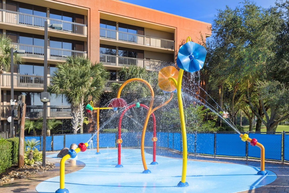 Rosen Inn Lake Buena Vista — Swimming pool in Orlando, Florida