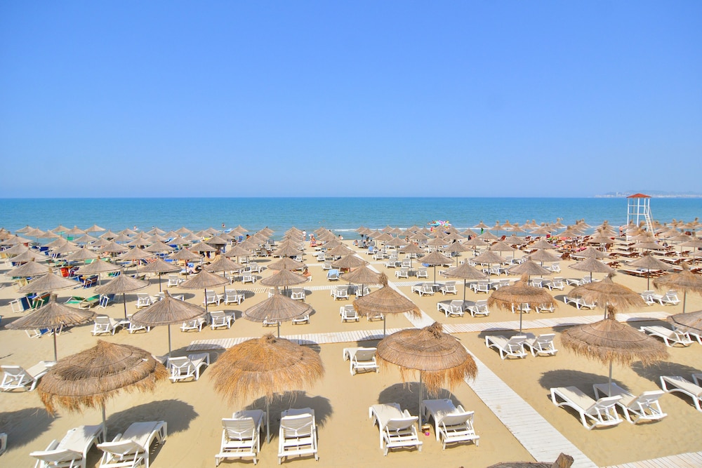 Sandy Beach Resort - zdjęcie 3