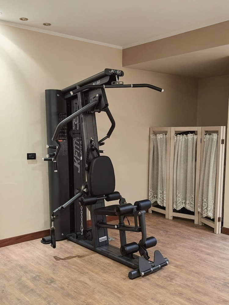 Yachting Hotel Mistral — Sports & recreation in Sirmione, Lombardy