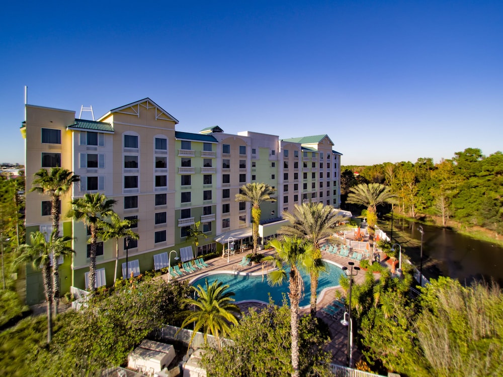 Comfort Suites Maingate East — Main photo in Kissimmee, Florida