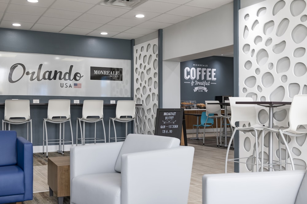 Hotel Monreale Express International Drive Orlando — Restaurant & bars in Orlando, Florida