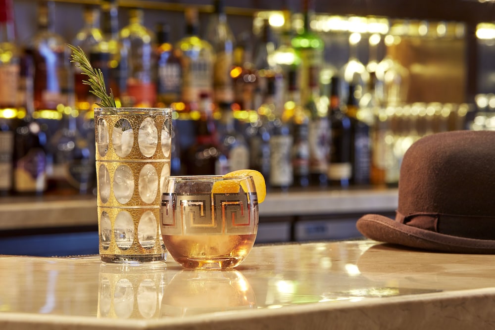 Courtyard by Marriott Lake Buena Vista at Vista Centre — Restaurant & bars in Orlando, Florida
