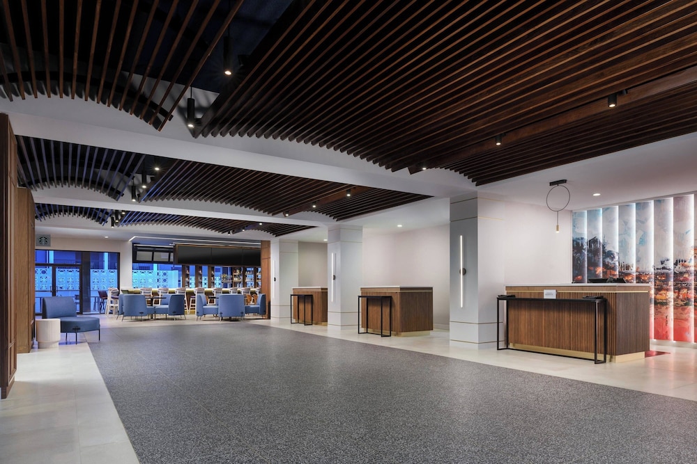 Courtyard by Marriott Lake Buena Vista at Vista Centre — Restaurant & bars in Orlando, Florida
