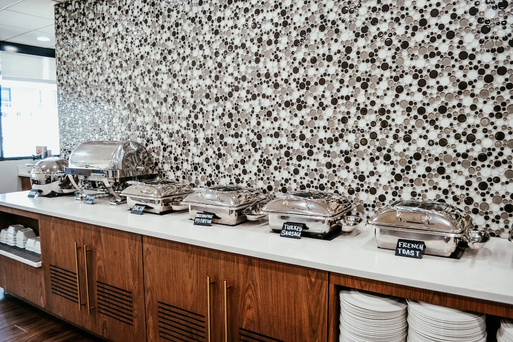 Courtyard by Marriott Lake Buena Vista at Vista Centre — Restaurant & bars in Orlando, Florida