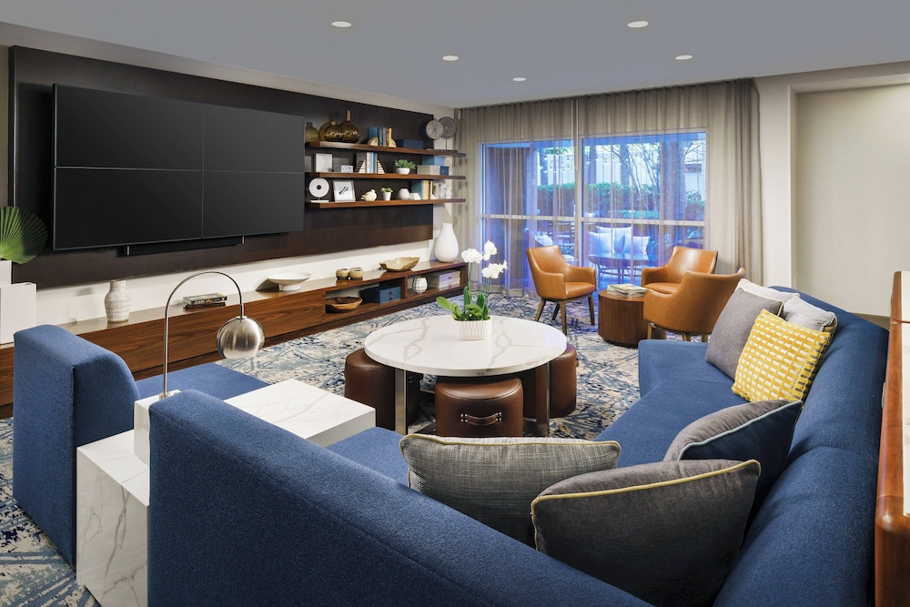 Courtyard by Marriott Orlando Downtown — Hotel rooms in Orlando, Florida
