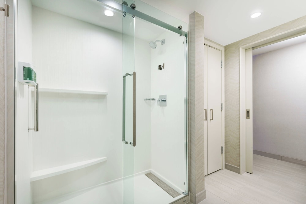 Courtyard by Marriott Orlando Downtown — Hotel rooms in Orlando, Florida