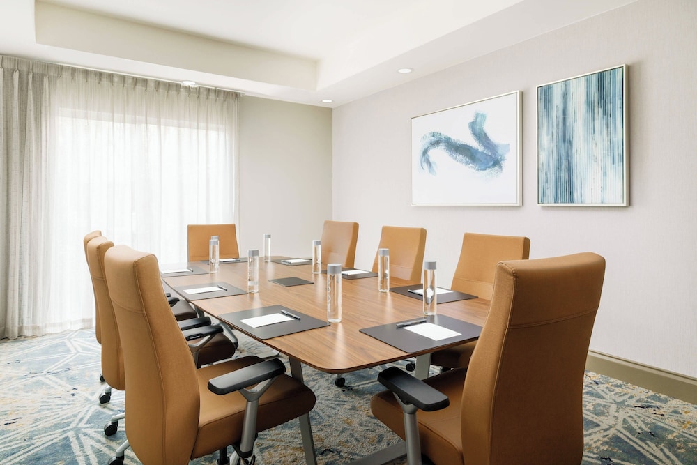 Courtyard by Marriott Orlando Downtown — Hotel rooms in Orlando, Florida
