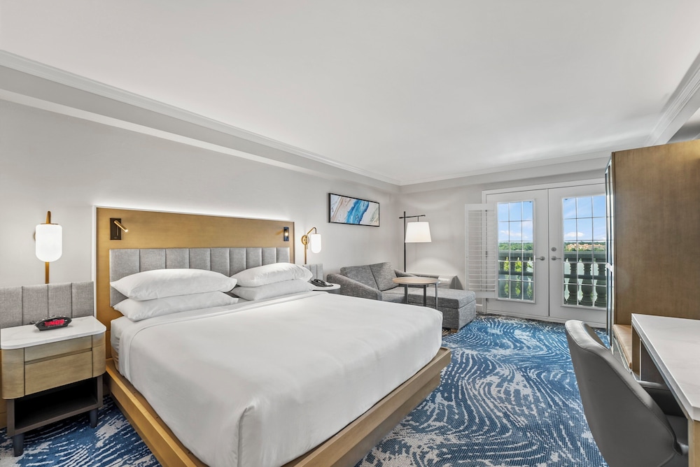 Crowne Plaza Orlando - Downtown by IHG — Hotel rooms in Orlando, Florida