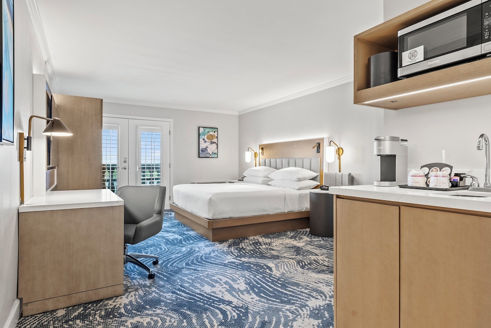 Crowne Plaza Orlando - Downtown by IHG — Hotel rooms in Orlando, Florida