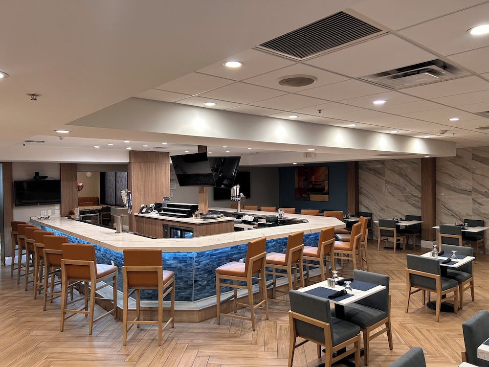 Crowne Plaza Orlando - Downtown by IHG — Restaurant & bars in Orlando, Florida