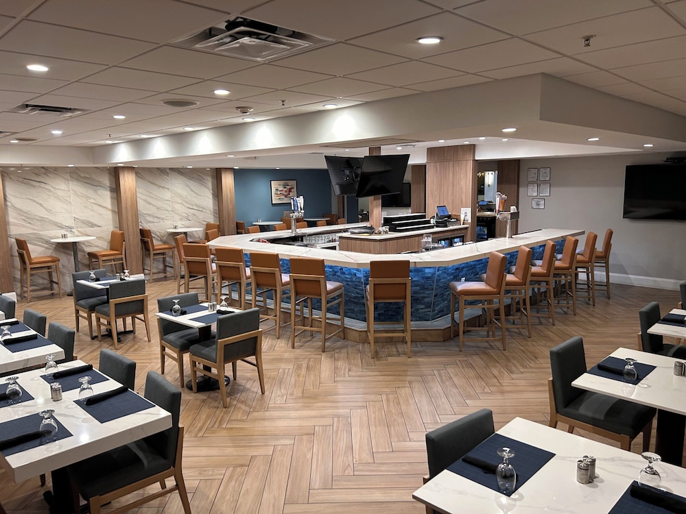 Crowne Plaza Orlando - Downtown by IHG — Restaurant & bars in Orlando, Florida