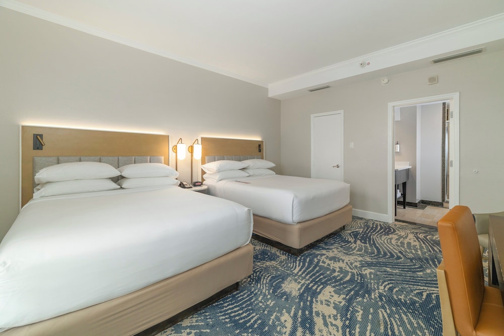 Crowne Plaza Orlando - Downtown by IHG — Hotel rooms in Orlando, Florida