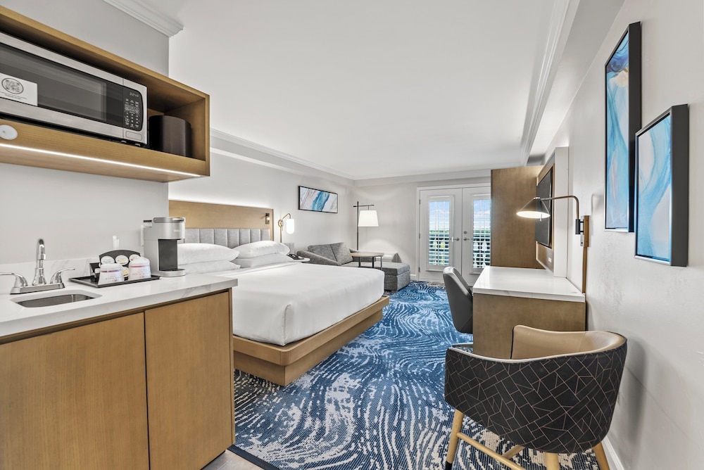 Crowne Plaza Orlando - Downtown by IHG — Hotel rooms in Orlando, Florida