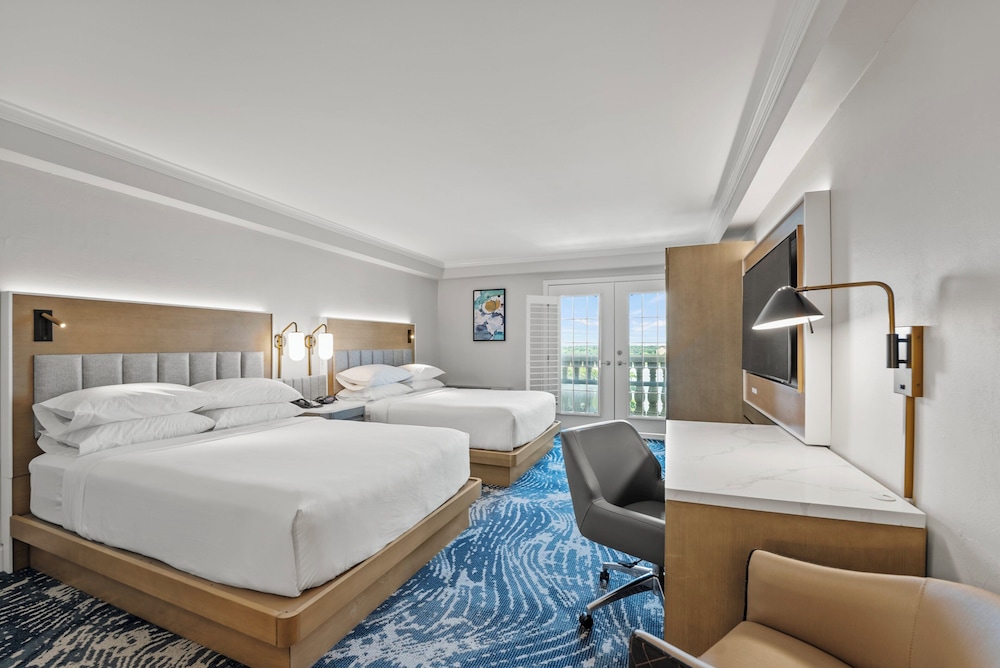 Crowne Plaza Orlando - Downtown by IHG — Hotel rooms in Orlando, Florida