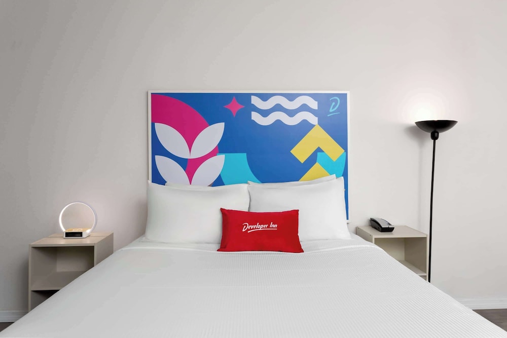 Baymont by Wyndham Orlando North Millenia — Hotel rooms in Orlando, Florida