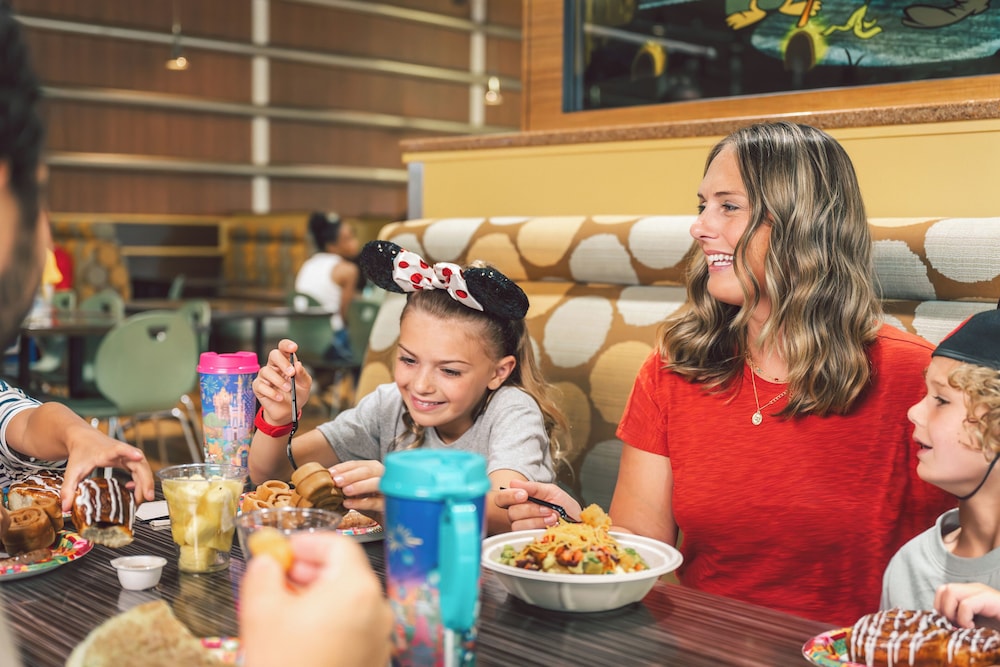 Disney's All-Star Movies Resort — Restaurant & bars in Walt Disney World Resort, Florida