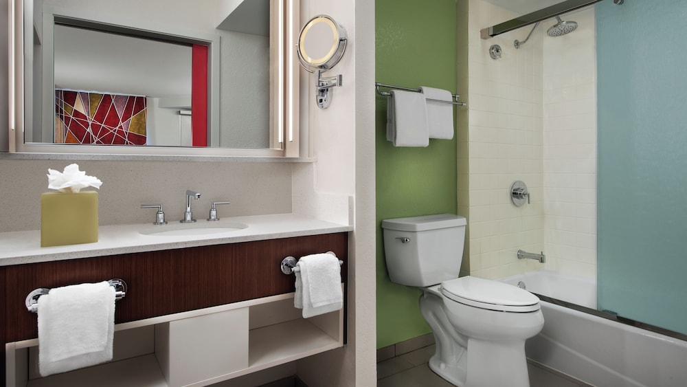 Disney's All Star Sports Resort — Hotel rooms in Walt Disney World Resort, Florida