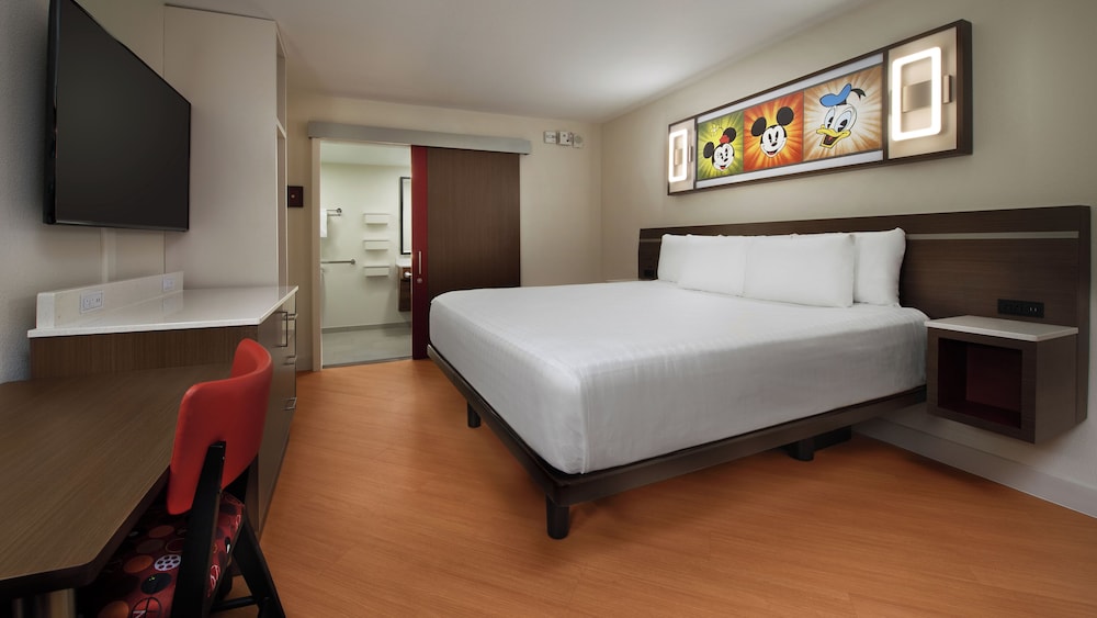 Disney's All Star Sports Resort — Hotel rooms in Walt Disney World Resort, Florida