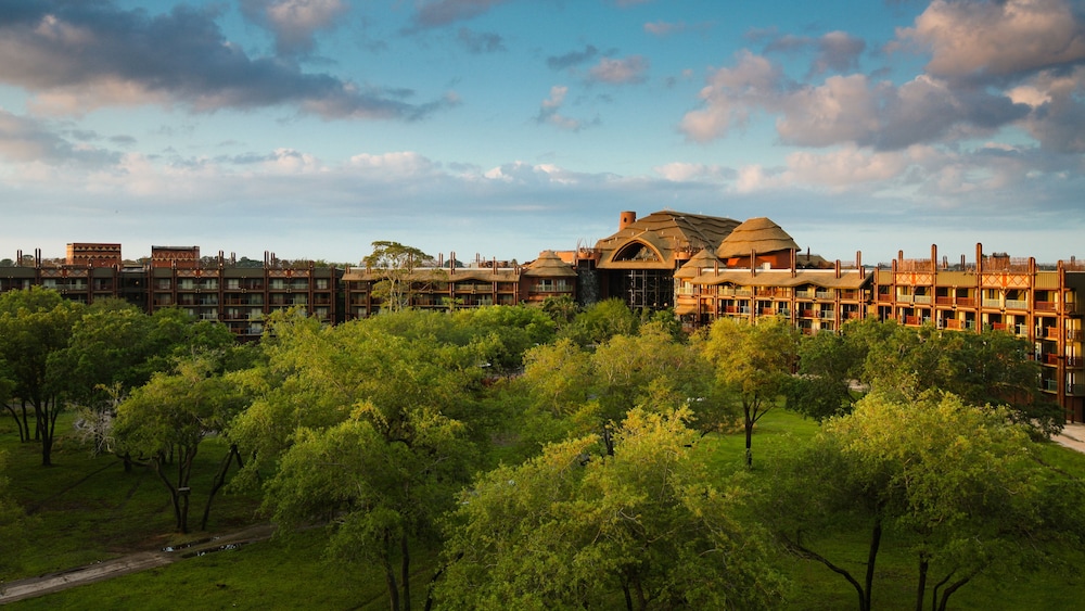 Disney's Animal Kingdom Lodge — Hotel building in Kissimmee, Florida