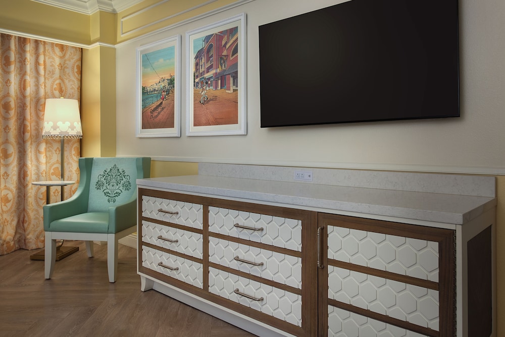 Disney's BoardWalk Inn — Hotel rooms in Walt Disney World Resort, Florida
