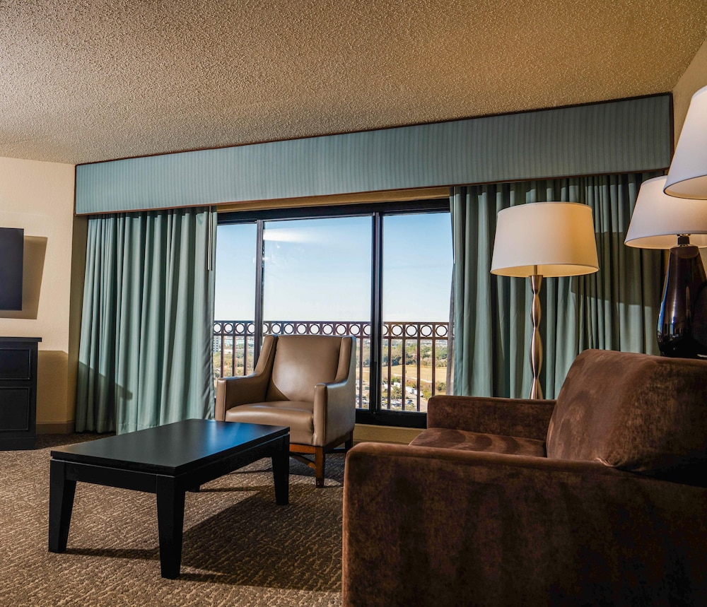 DoubleTree by Hilton Orlando Theme Park Resort — Hotel rooms in Orlando, Florida