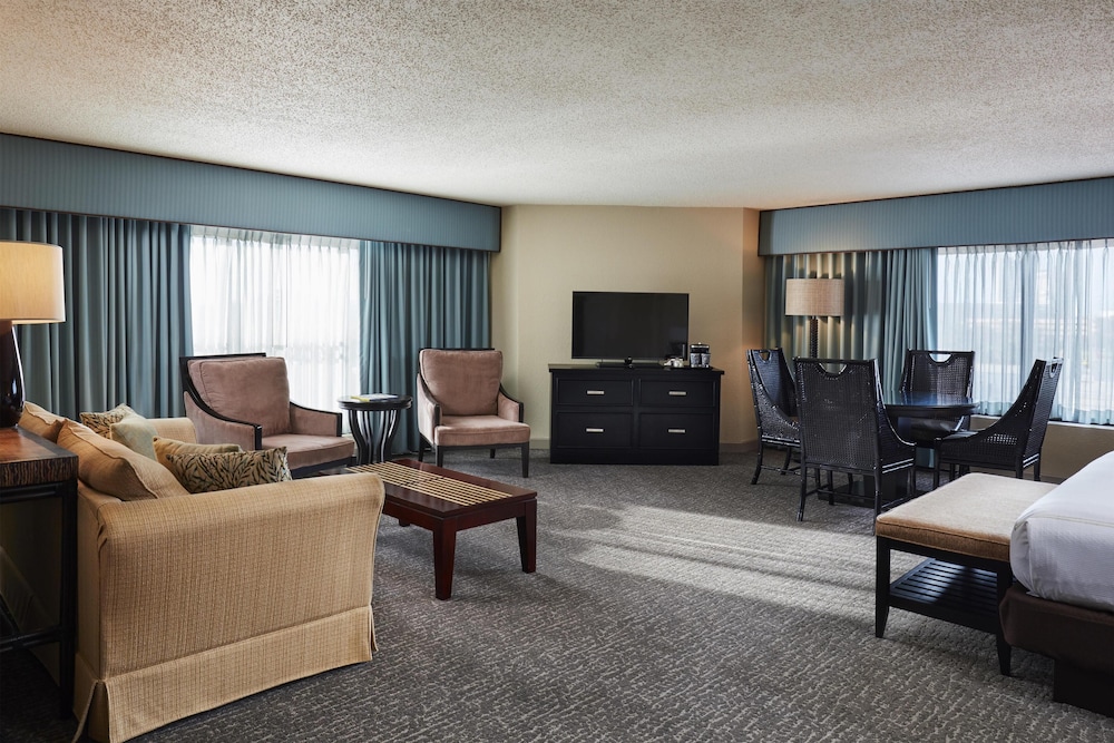 DoubleTree by Hilton Orlando Theme Park Resort — Hotel rooms in Orlando, Florida