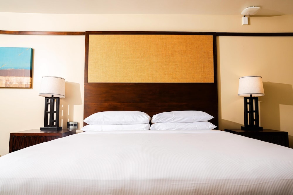 DoubleTree by Hilton Orlando Theme Park Resort — Hotel rooms in Orlando, Florida