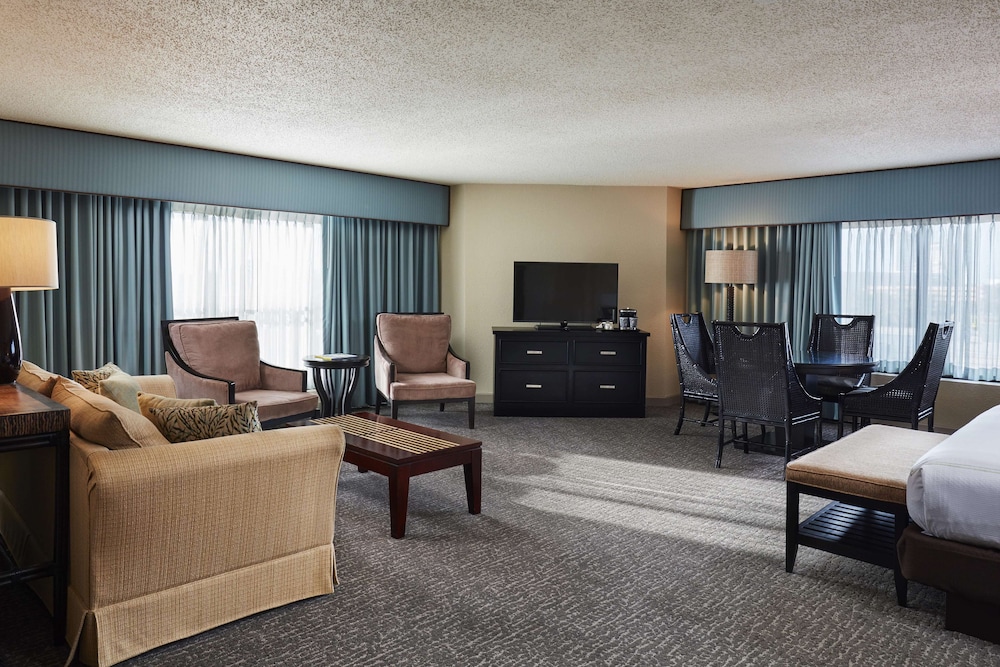 DoubleTree by Hilton Orlando Theme Park Resort — Hotel rooms in Orlando, Florida