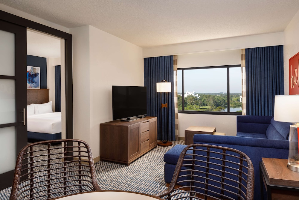 DoubleTree Suites by Hilton Orlando - Disney Springs® Area — Hotel rooms in Lake Buena Vista, Florida