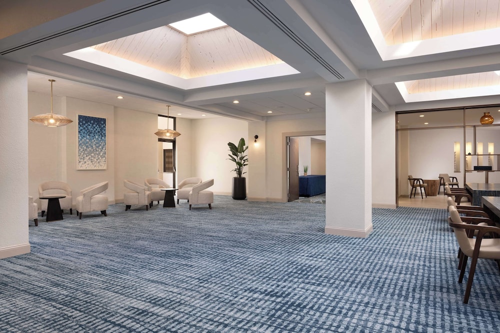 DoubleTree Suites by Hilton Orlando - Disney Springs® Area — Hotel building in Lake Buena Vista, Florida