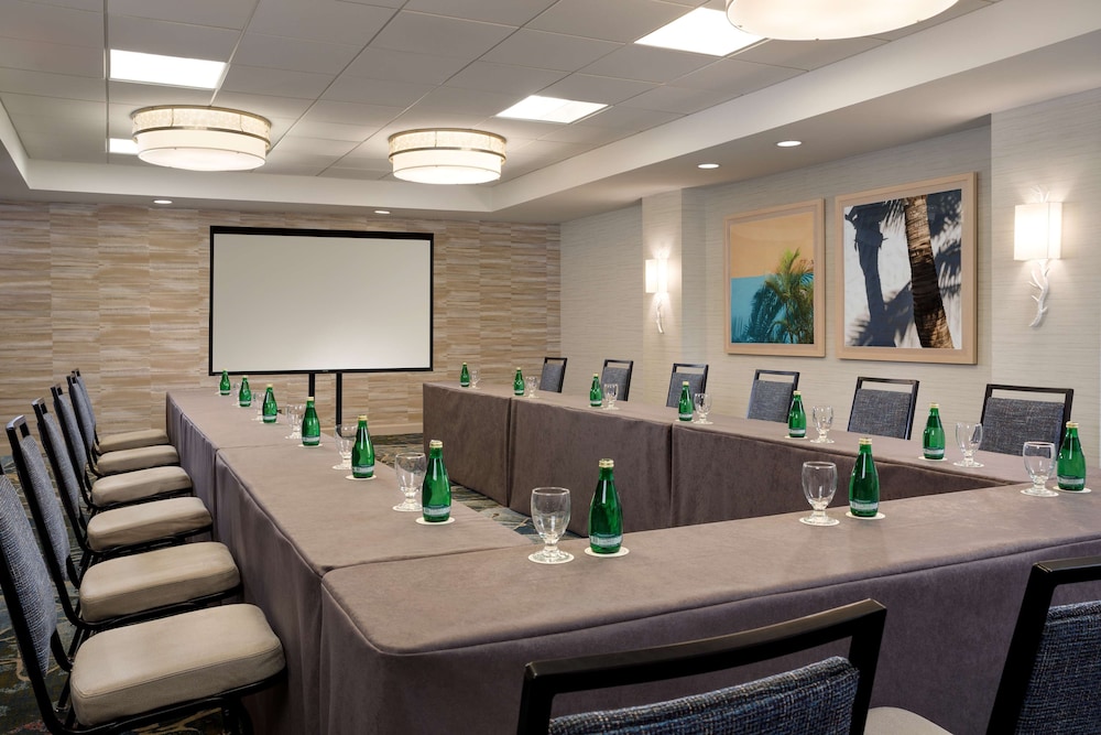 DoubleTree Suites by Hilton Orlando - Disney Springs® Area — Hotel building in Lake Buena Vista, Florida