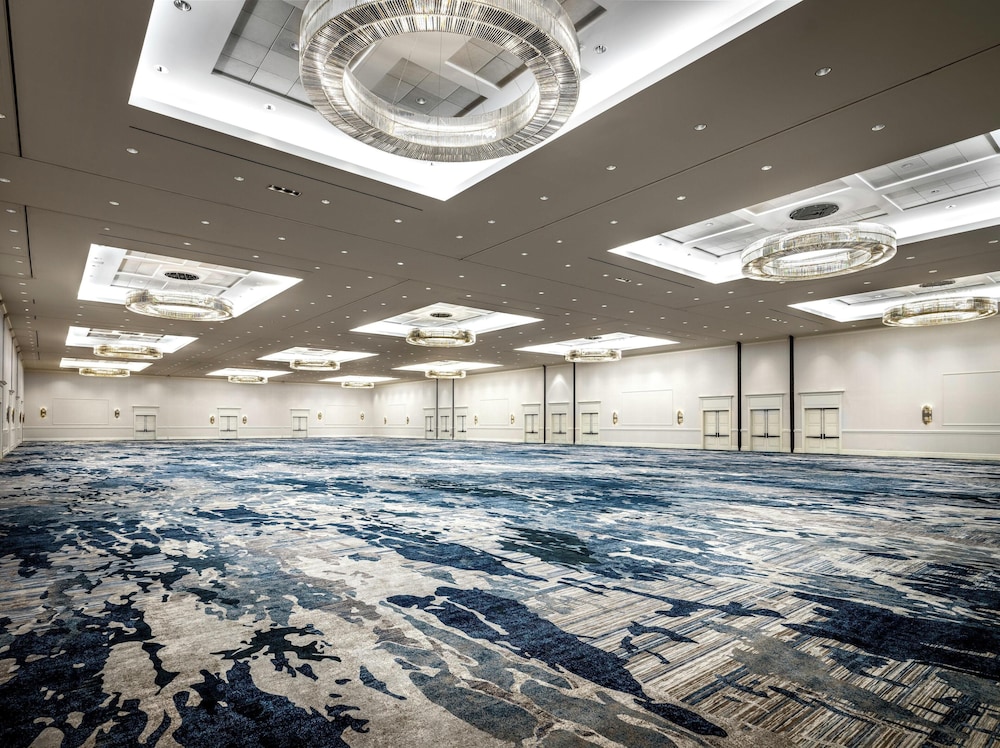Signia by Hilton Orlando - An Official Walt Disney World® Hotel — Hotel building in Orlando, Florida