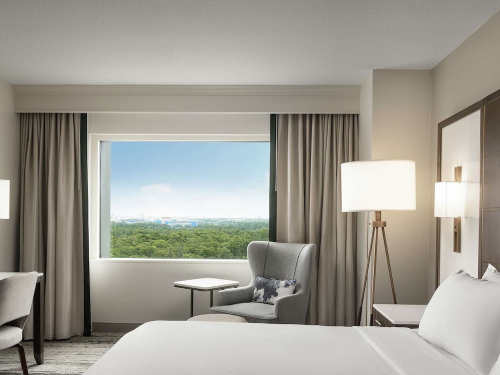Signia by Hilton Orlando - An Official Walt Disney World® Hotel — Hotel rooms in Orlando, Florida