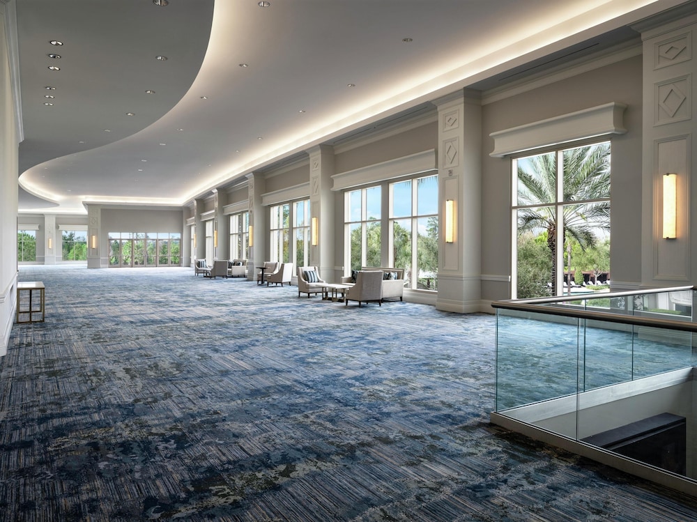 Signia by Hilton Orlando - An Official Walt Disney World® Hotel — Hotel building in Orlando, Florida