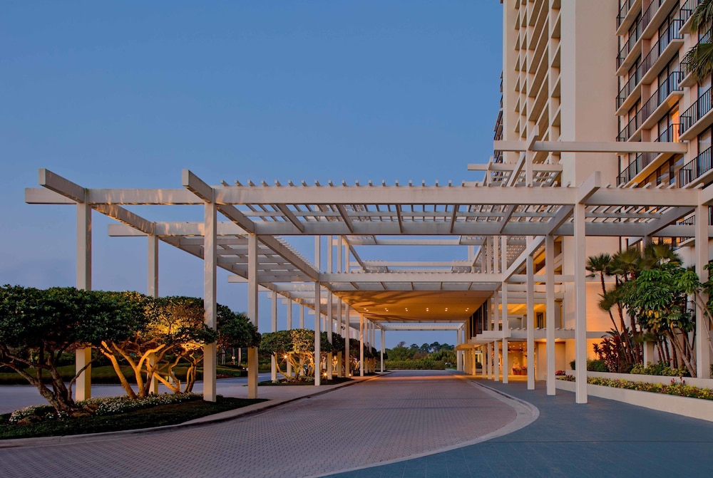 Hyatt Regency Grand Cypress — Hotel building in Orlando, Florida